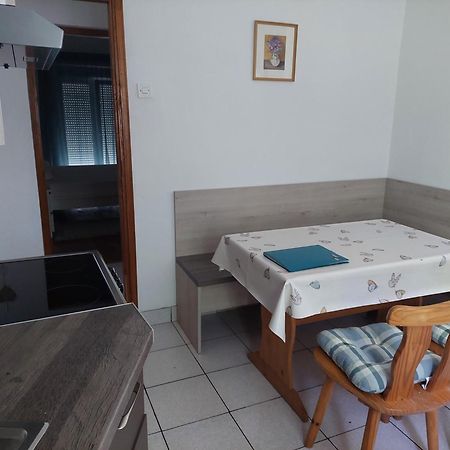Apartmani Mujagic Batomalj Exterior foto
